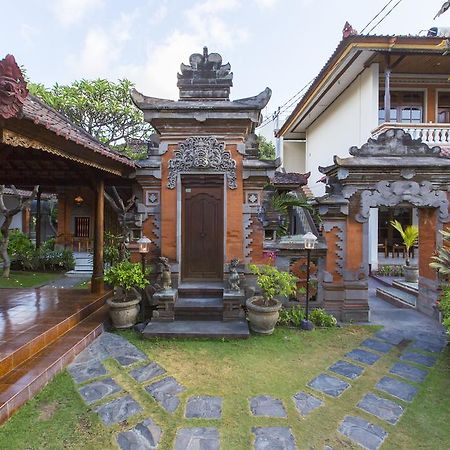 Surya Tropical Kuta Hotel Кута Екстериор снимка