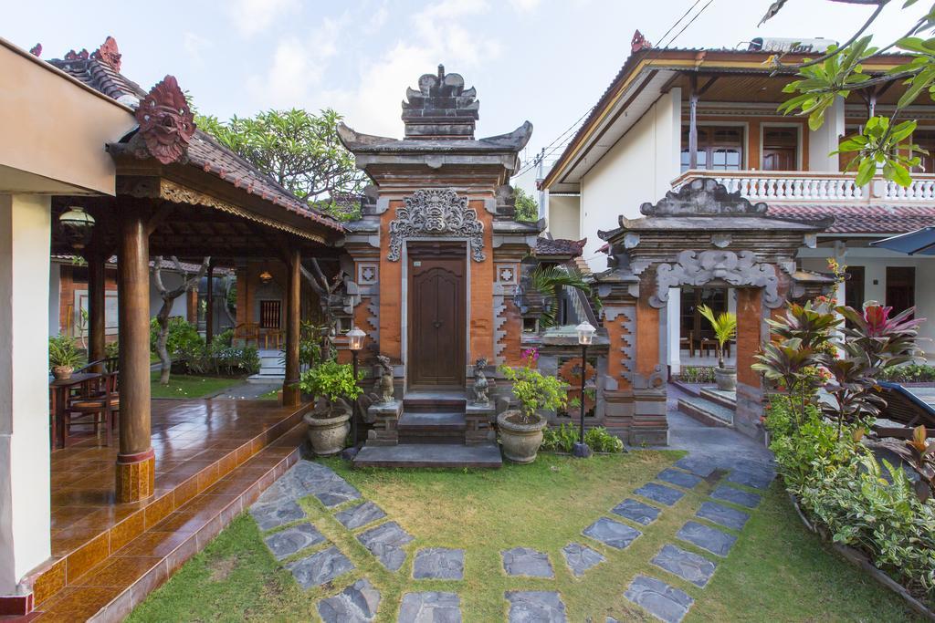 Surya Tropical Kuta Hotel Кута Екстериор снимка